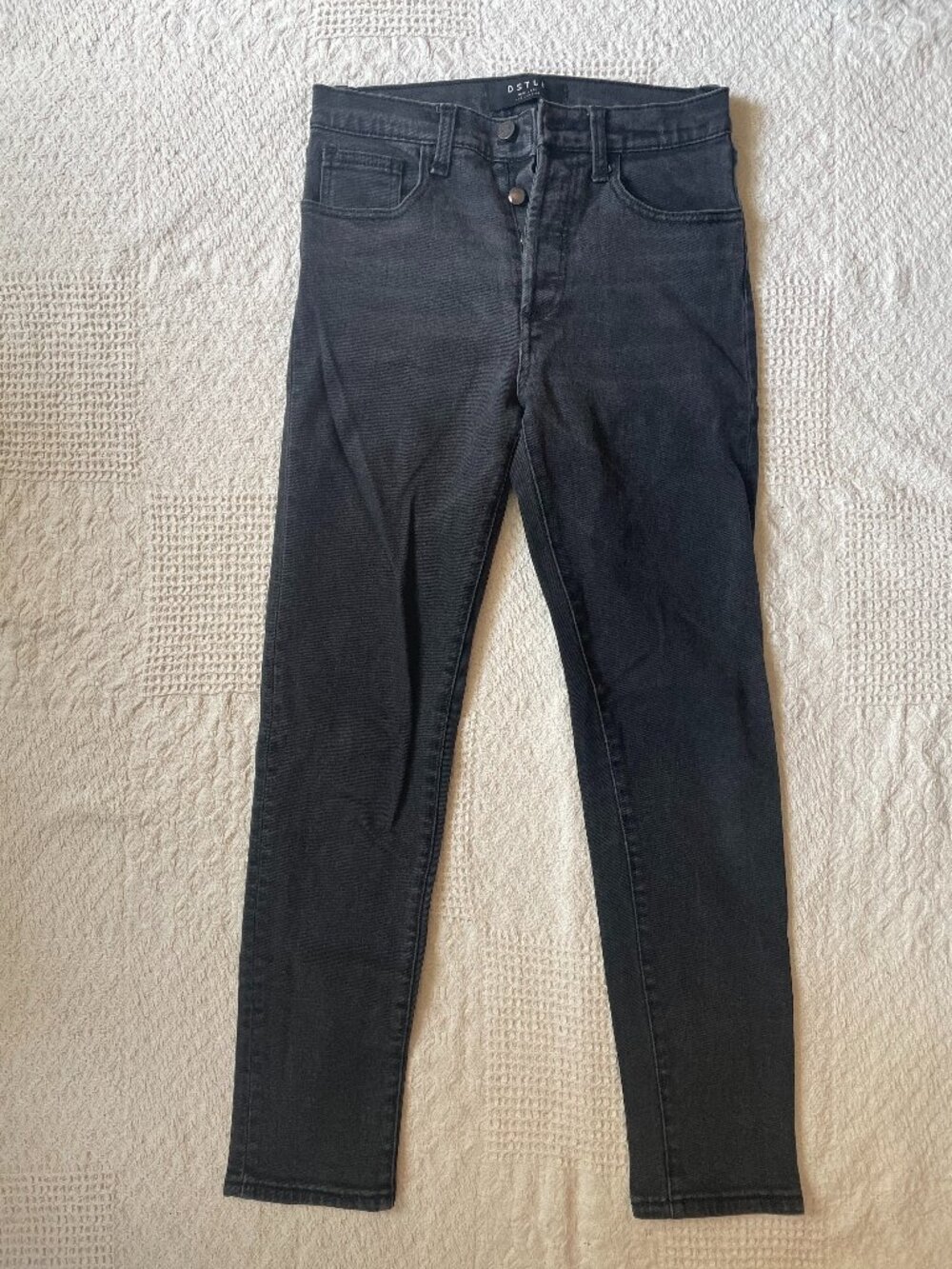 DSTLD Mom Jeans, Faded Black wash - 26x 30